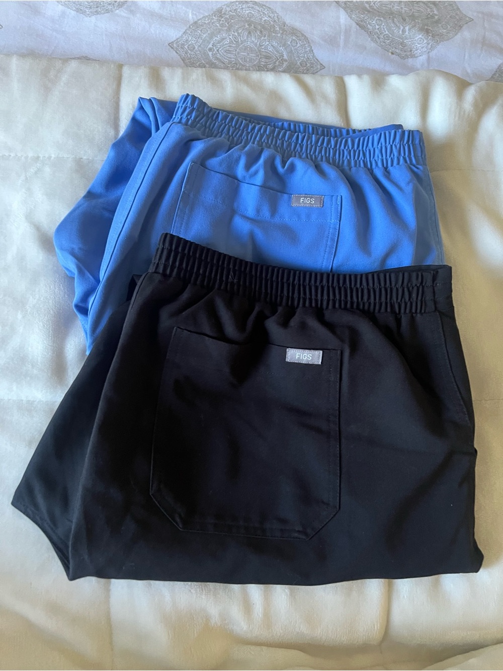 Woman’s Figs Srub Pants